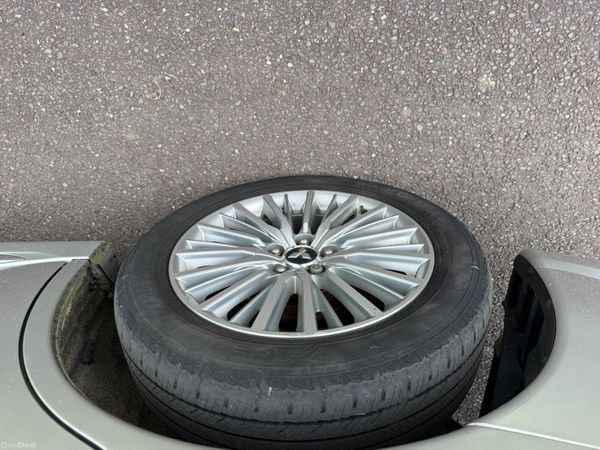 Mitsubishi Outlander 2019 PHEV 387030510