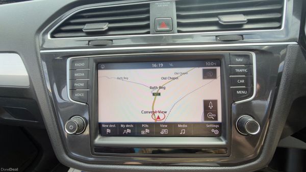 2017 2.0TDI Volkswagen Tiguan (Sunroof Model) 387142440