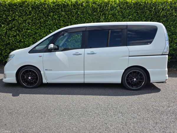 2016 Nissan Serena Highway Star S-Hybrid Automatic 387168068