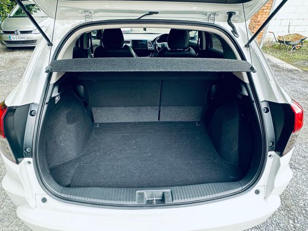 Honda Vezel 2019 1.5 Hybrid Auto 30700 KM ONLY 387182812