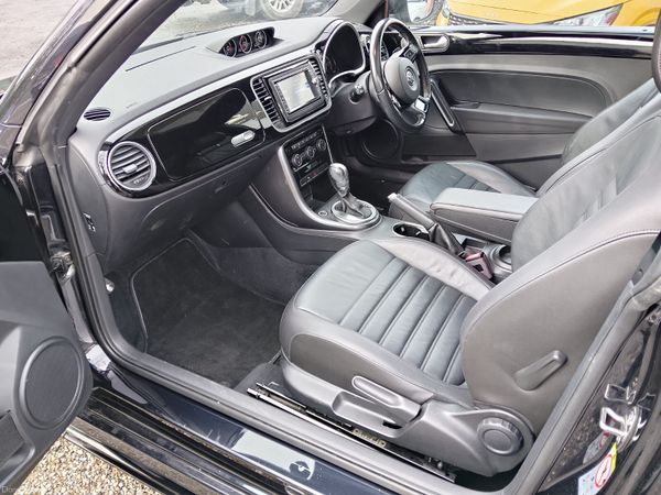 V.W. BEETLE 2.0 TURBO R LINE 387192548