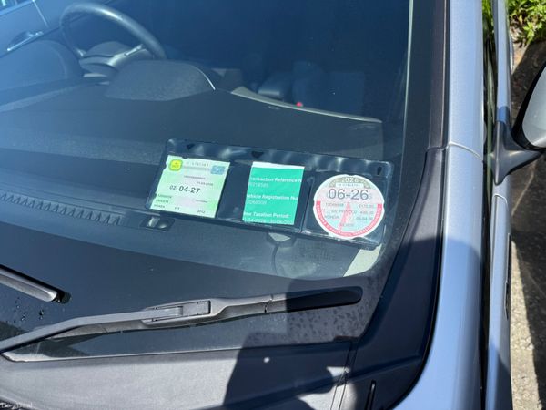 2012 Honda Fit  Hybrid Automatic 387116034