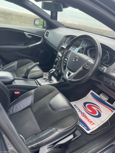 162 Volvo V40 R-Design.. Auto.. Low KMs.. 1 Owner 387129670