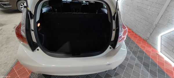 2016 Toyota Aqua Fresh NCT 387130260
