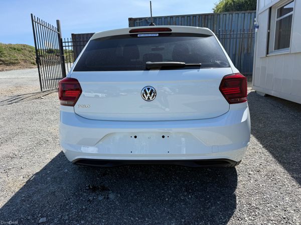 VW Polo Auto 387131112