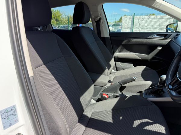 VW Polo Auto 387131114
