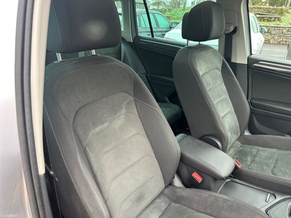 Volkswagen Tiguan SEL 387240938