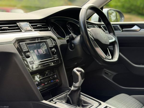 2022  Volkswagen Passat 2.0 TDI 150HP Business 387245542