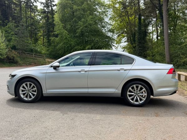 2022  Volkswagen Passat 2.0 TDI 150HP Business 387245544