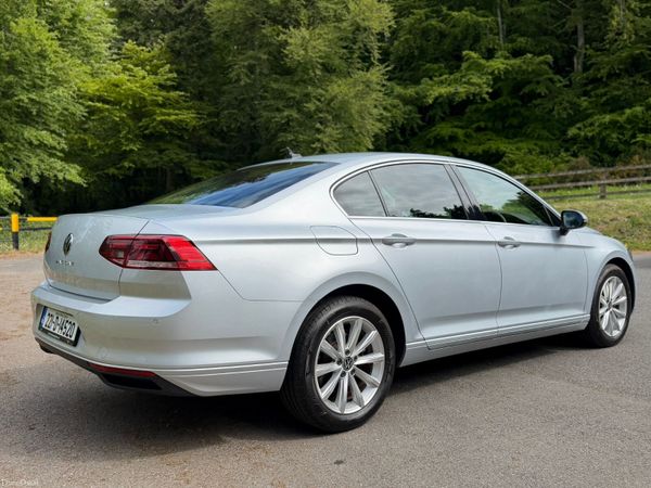 2022  Volkswagen Passat 2.0 TDI 150HP Business 387245536
