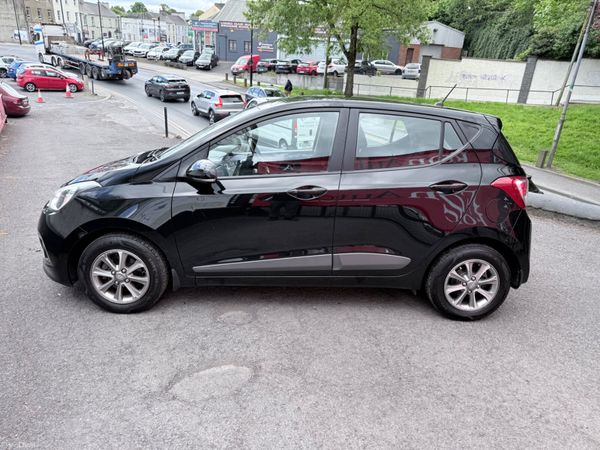 Hyundai i10 1.0 Petrol Low Kms TAX & NCT 387247178
