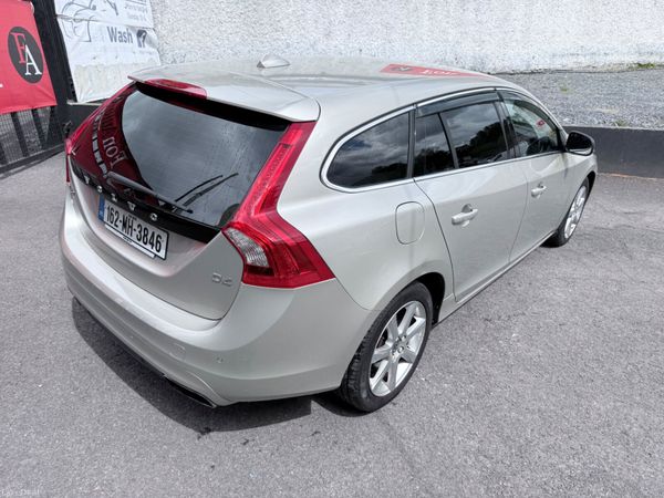 Volvo V60 2.0D SE LUX AUTO Low KMs 387248634