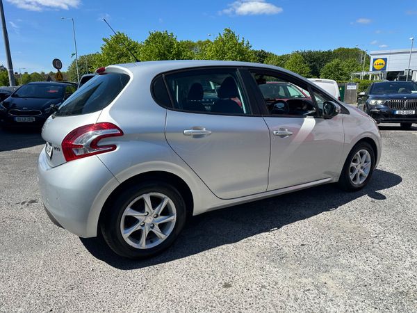 Peugeot 208 1.2 Petrol NCT TAX LOW KMS 387254892