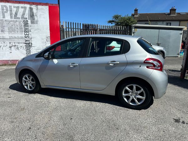 Peugeot 208 1.2 Petrol NCT TAX LOW KMS 387254982