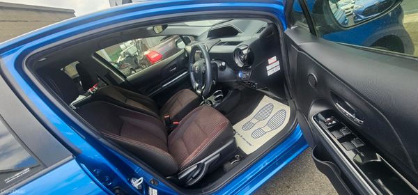 Toyota Aqua Hybrid 387259854