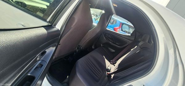 Toyota Yaris Automatic 387267820