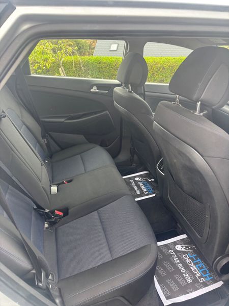 Hyundai Tucson SE Nav 1.7crdi 387340546