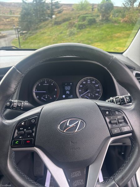 Hyundai Tucson SE Nav 1.7crdi 387340548