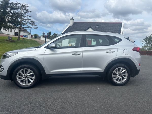 Hyundai Tucson SE Nav 1.7crdi 387340532
