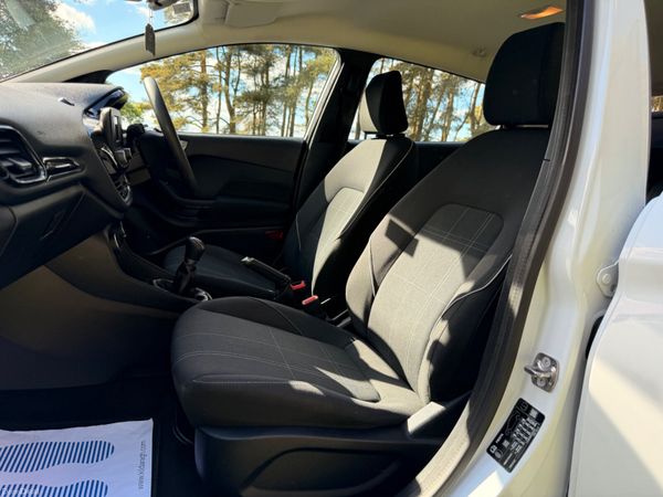 Ford Fiesta 2018 1.1 ZETEC Stunning Car 387344240