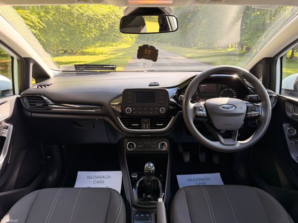 Ford Fiesta 2018 1.1 ZETEC Stunning Car 387344214