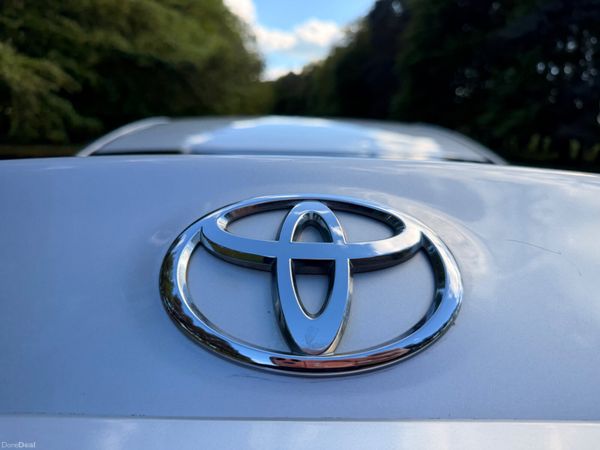 Toyota Avensis 2009 2.0 D4D Diesel 387344634