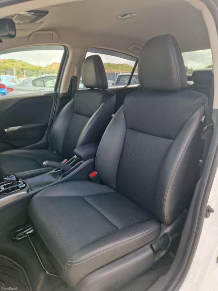 2018 Honda Grace Hybrid | High Spec 387355364