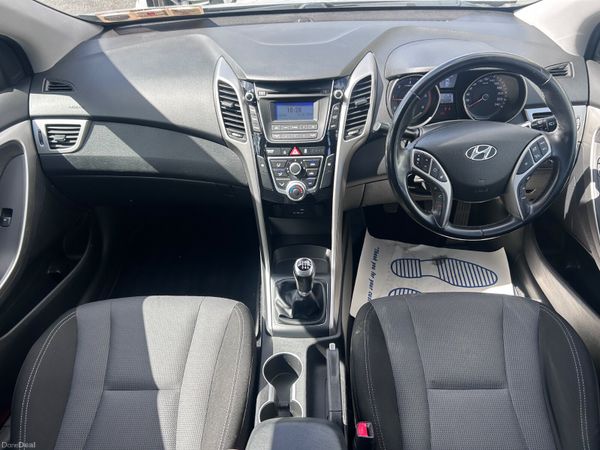2015 HYUNDAI I30 1.6d DELUXE LOW KMS 387367664