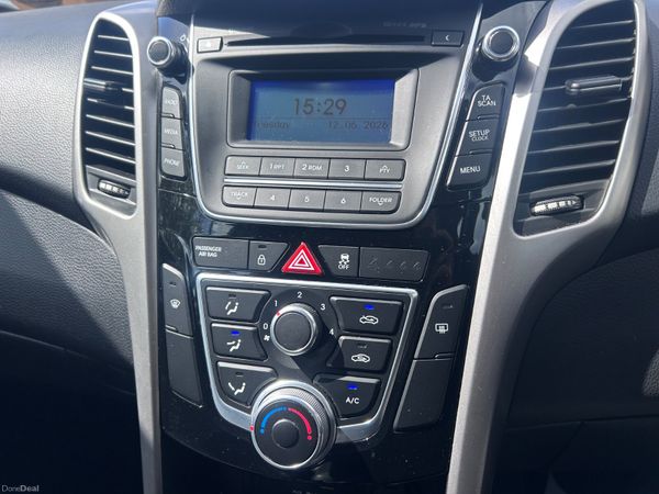 2015 HYUNDAI I30 1.6d DELUXE LOW KMS 387367684