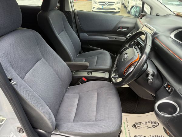 2018 Toyota Sienta 1.5 Hybrid Automatic 387369310