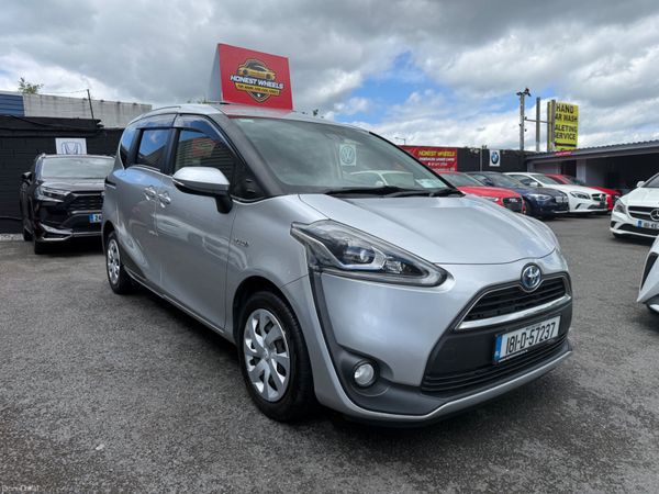 2018 Toyota Sienta 1.5 Hybrid Automatic 387369312
