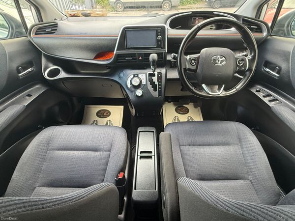 2018 Toyota Sienta 1.5 Hybrid Automatic 387369326