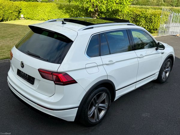 2019 Volkswagen Tiguan R-Line Panoramic Sunroof 387302006
