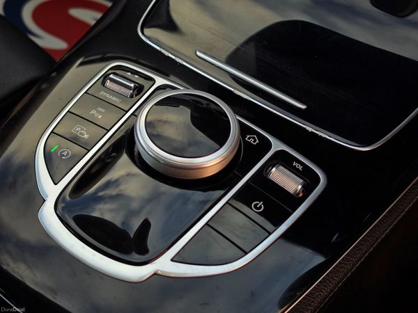 Mercedes-Benz E-Class 2018 387318036