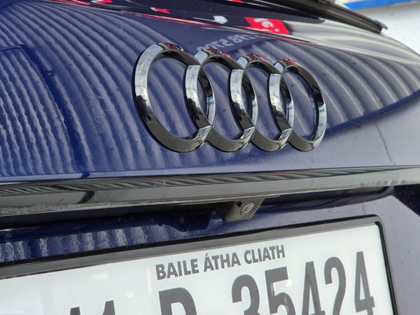 AUDI A4 2021 NAVARRA BLUE BLACK EDITION 387318102