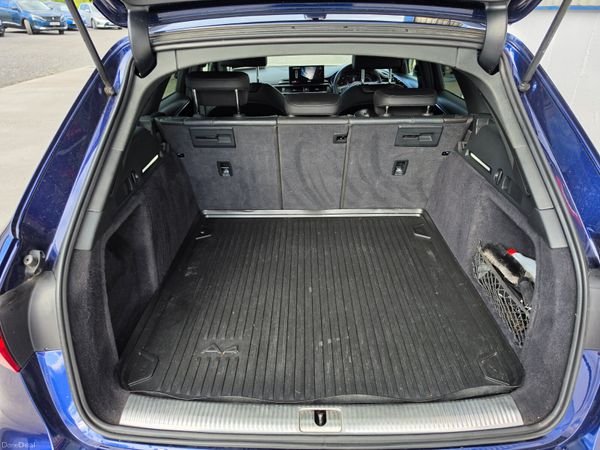 AUDI A4 2021 NAVARRA BLUE BLACK EDITION 387318108