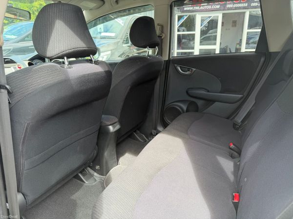 11 HONDA FIT HYBRID 1.3 387442250