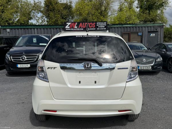 13 HONDA FIT LEATHER SEATS HYBRID 387442344