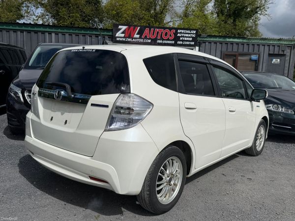 13 HONDA FIT LEATHER SEATS HYBRID 387442350