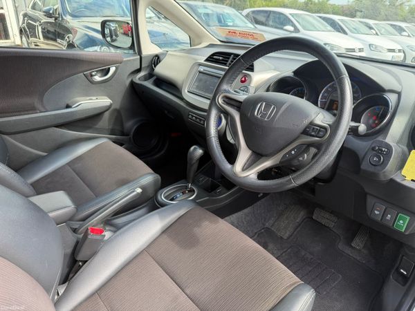 13 HONDA FIT LEATHER SEATS HYBRID 387442364