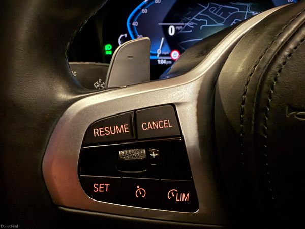 221 BMW 330E M-Sport Touring 387446532