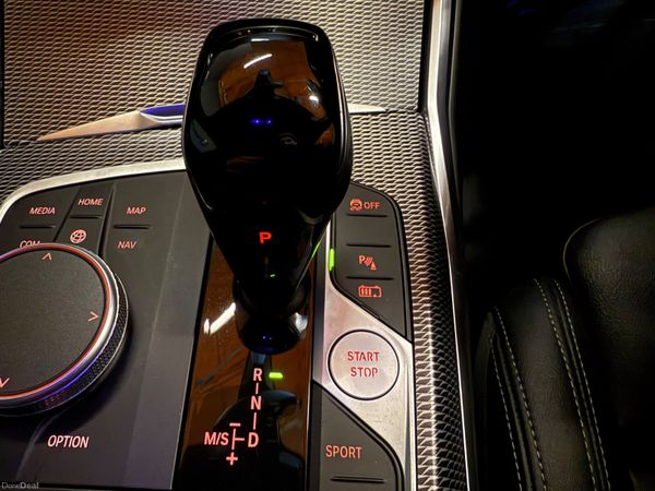 221 BMW 330E M-Sport Touring 387446536