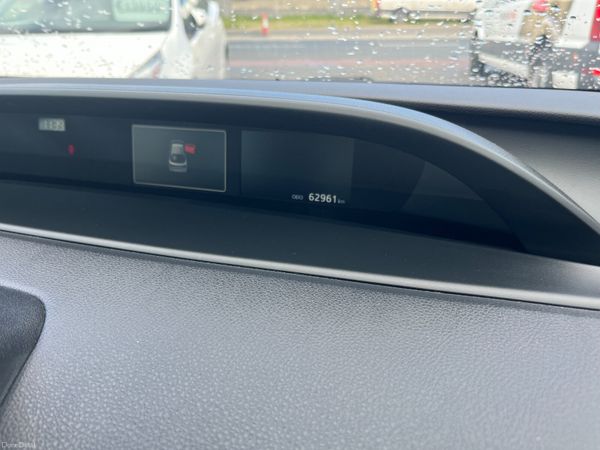 TOYOTA PRIUS 2020, 1.8 HYBRID AUTO LOW KMS 387463294