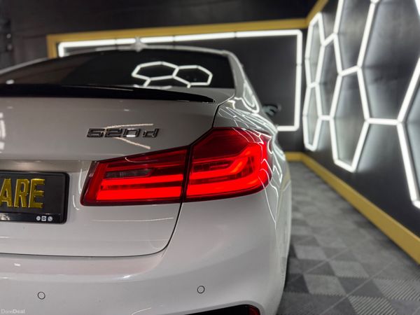 ◼️2018 BMW 520d M-SPORT ◼️ 387408660