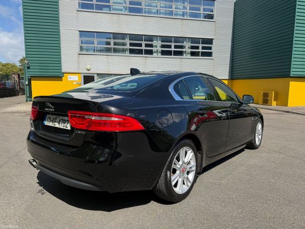 Jaguar XE 2.0D Prestige Automatic 387423194