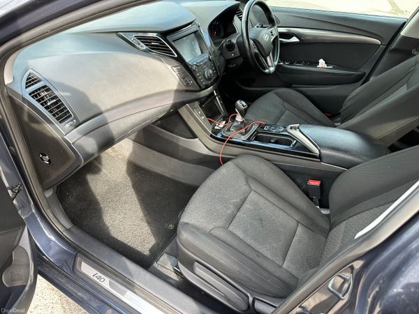 Hyundai i40 2017 Comfort 1.7 Diesel 387424838