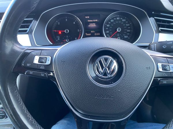 Volkswagen Passat 2015 387426040