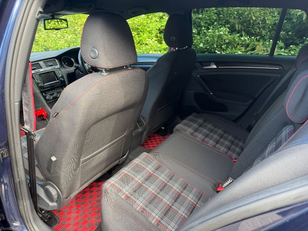 Volkswagen Golf GTI Automatic 387559536