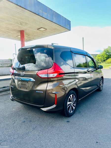 HONDA FREED 2017 1.5L Petrol Hybrid Automatic 387579796