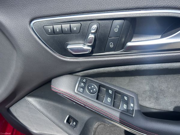 2017 MERCEDES CLA 180 PETROL AMG AUTO MASSIVE SPEC 387586176